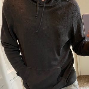 Men’s grey sweater